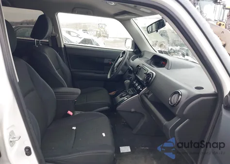 2014 Scion Xb Release Series z USA, uszkodzony, nr VIN JTLZE4FE6EJ059689